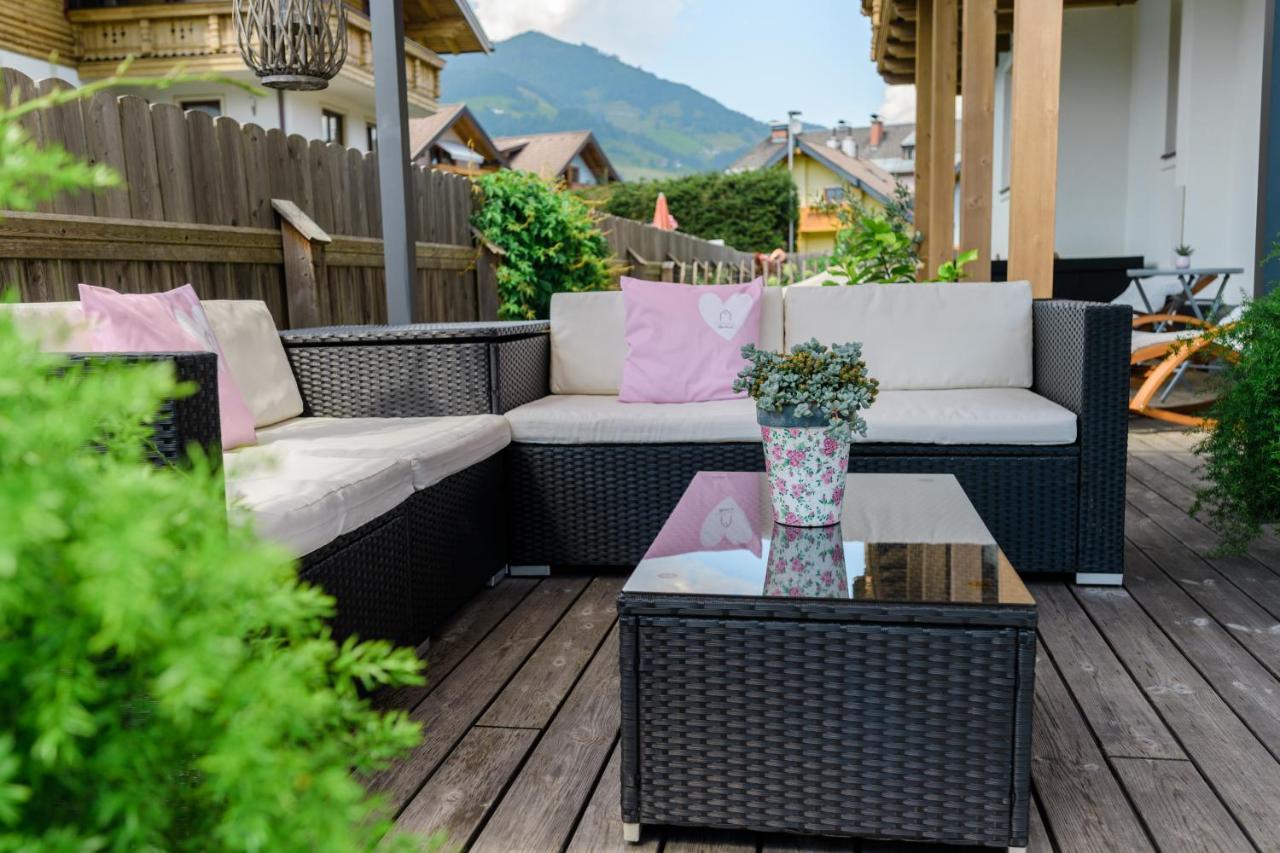 Höllwarts Appartements St. Johann im Pongau Exterior foto